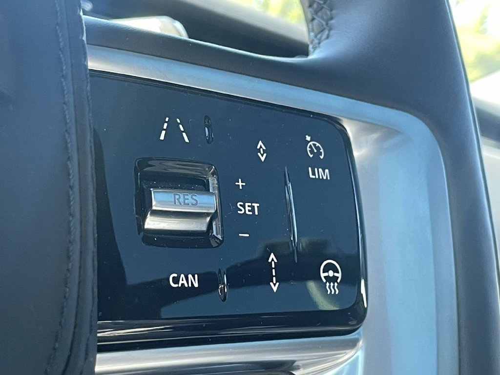 2025 Land Rover Range Rover SE - Photo 26
