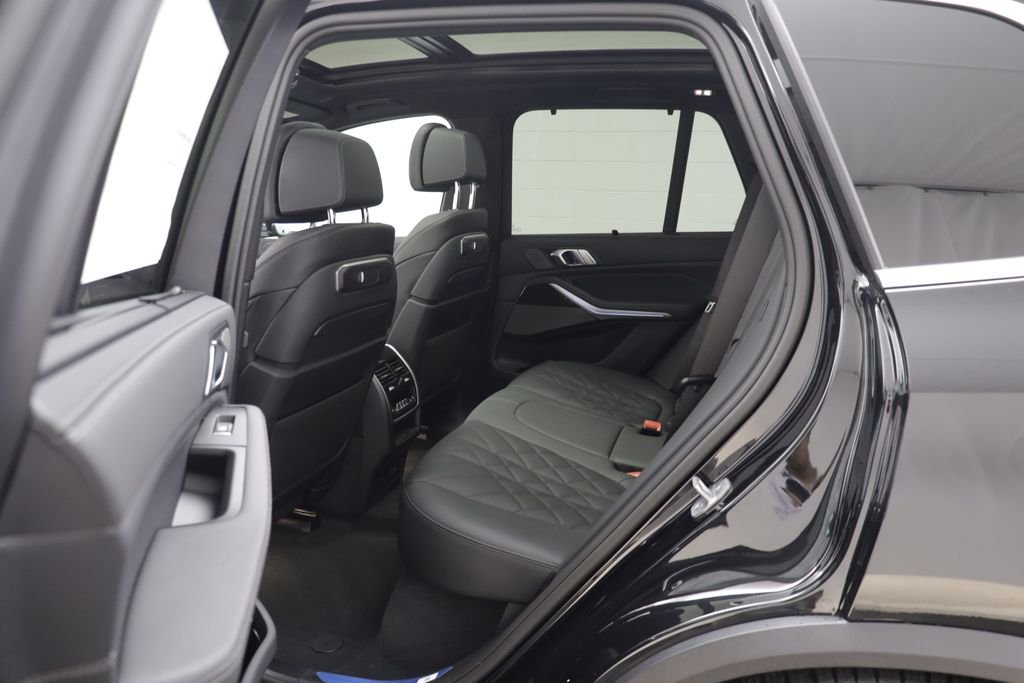 New 2026 Black Sapphire Metallic BMW xDrive50e image 15