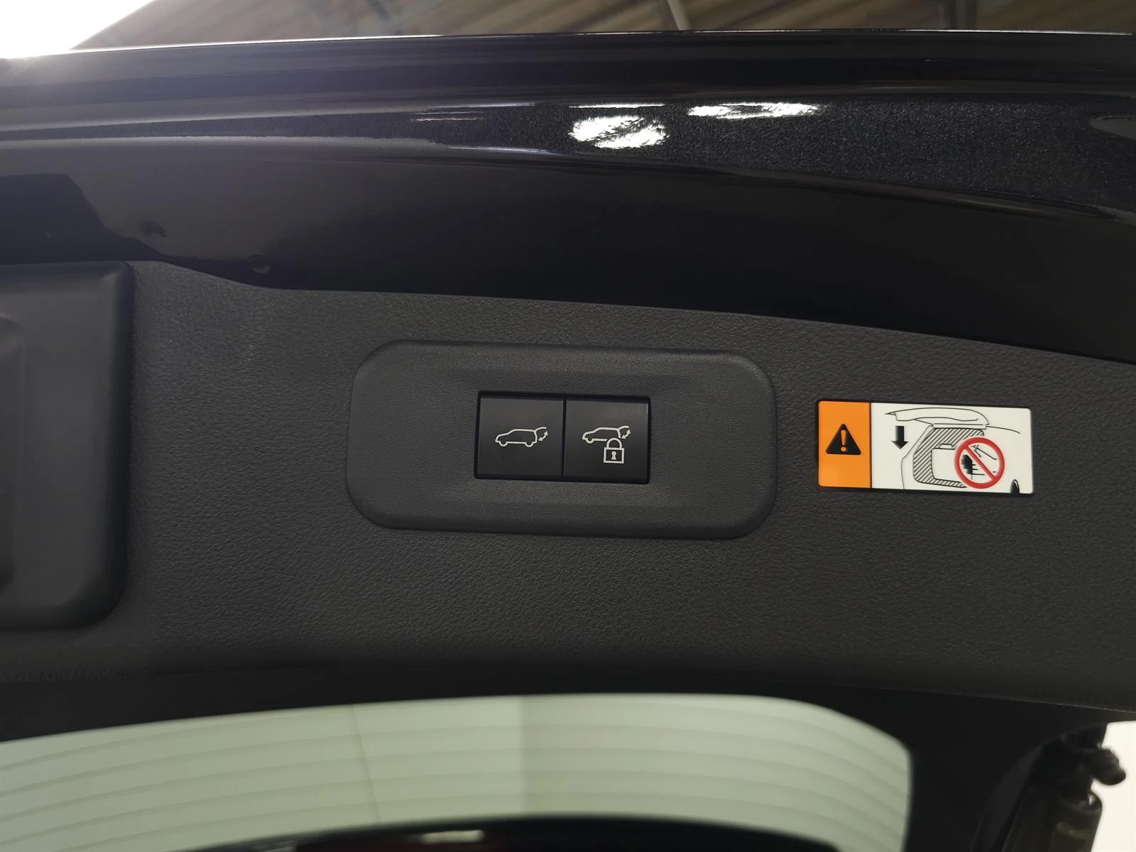 Certified Used 2024 Caviar Lexus PREMIUM image 9