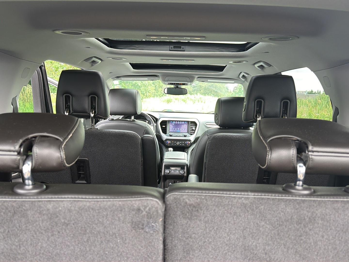 Used 2019 Ebony Twilight Metallic GMC SLT image 12