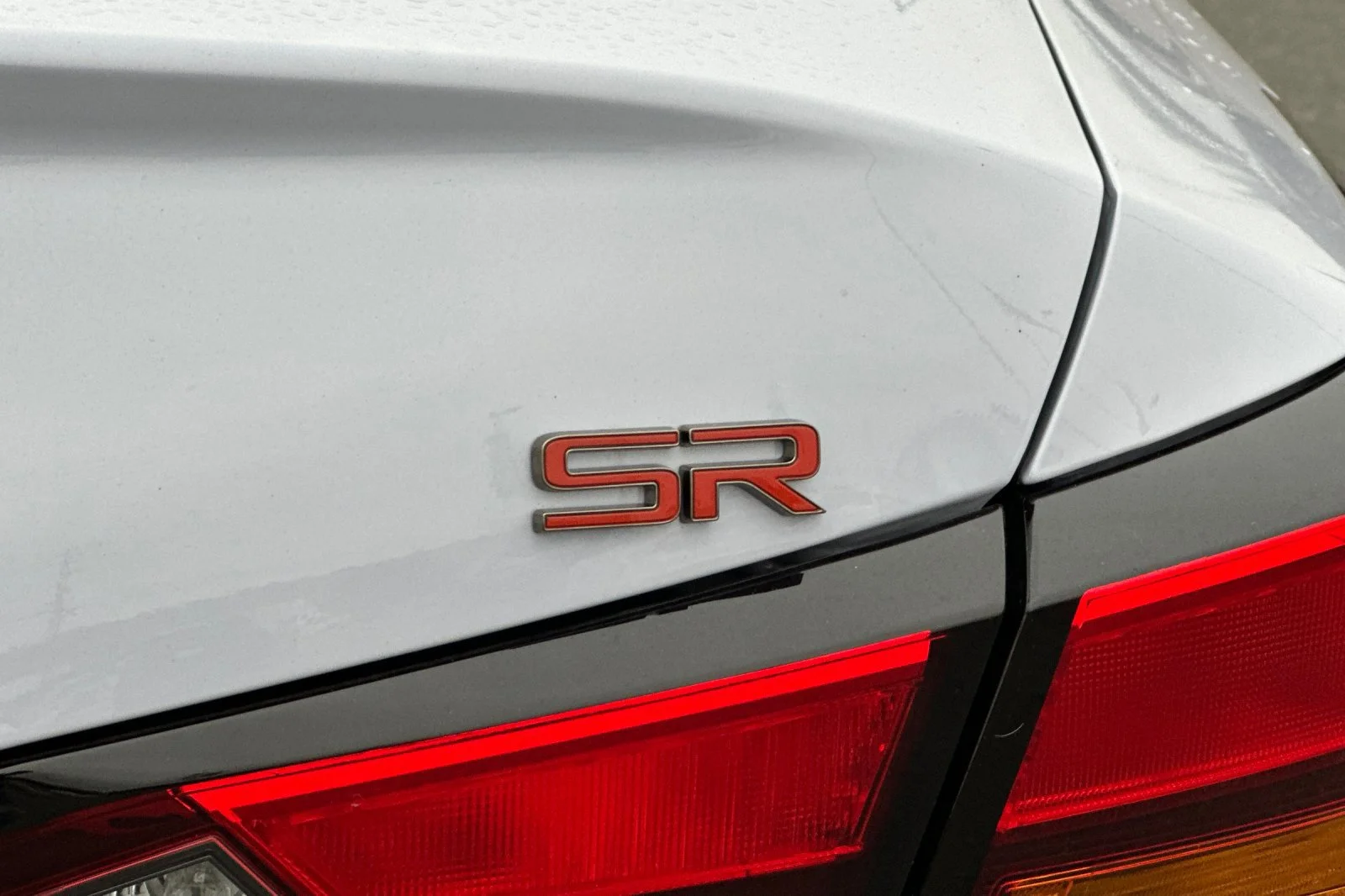 2025 Nissan Altima SR - Photo 25