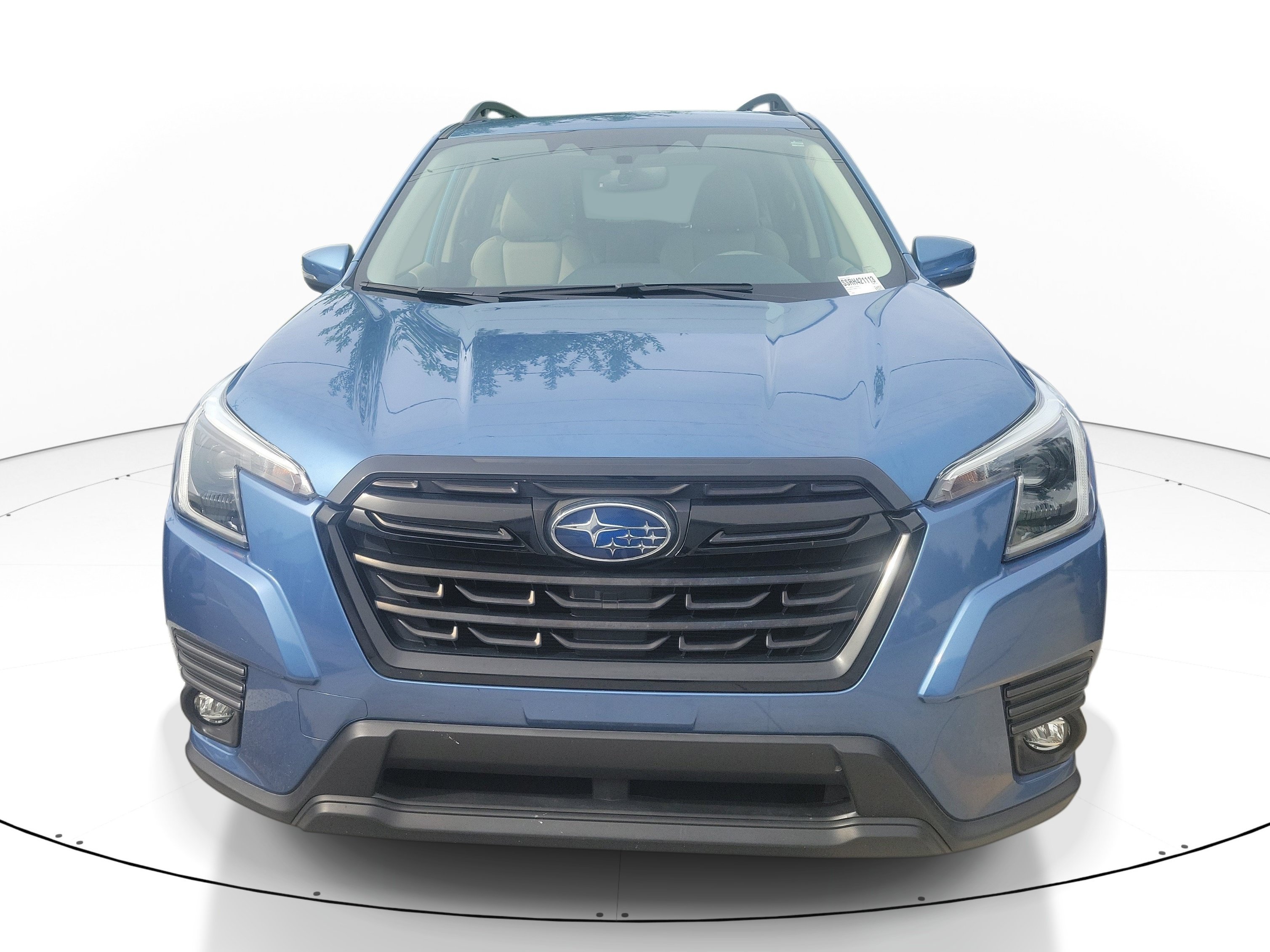 Used 2024 Horizon Blue Pearl Subaru Limited image 1