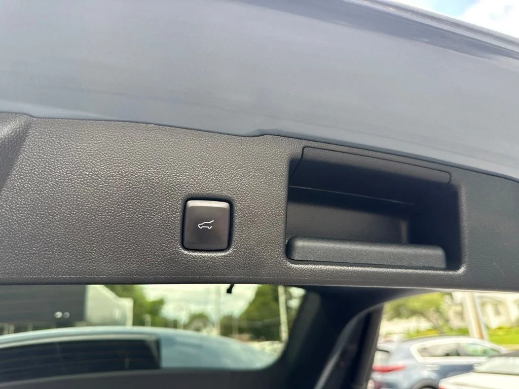 Used 2023 Blue Ford Active image 15