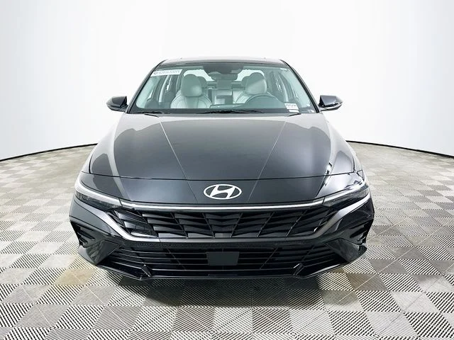 New 2026 Hyundai ELANTRA Limited
