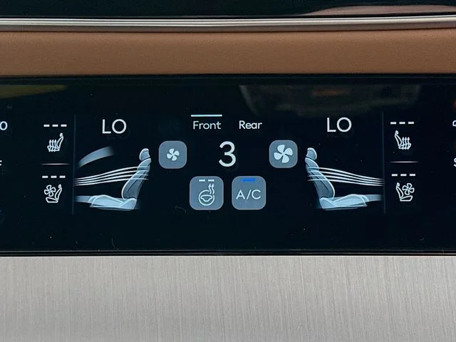 New 2026 Silver Genesis 2.5T Advanced image 19