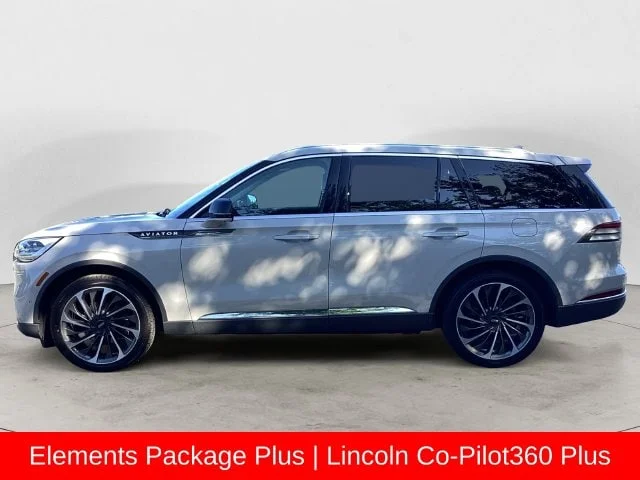 Used 2020 Ceramic Pearl Metallic Tri-Coat Lincoln Reserve image 2