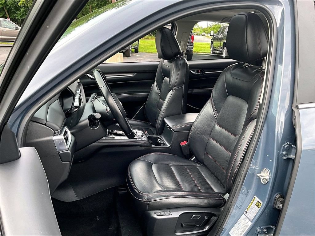 Used 2024 Gray Mazda 2.5 S Carbon Edition image 10