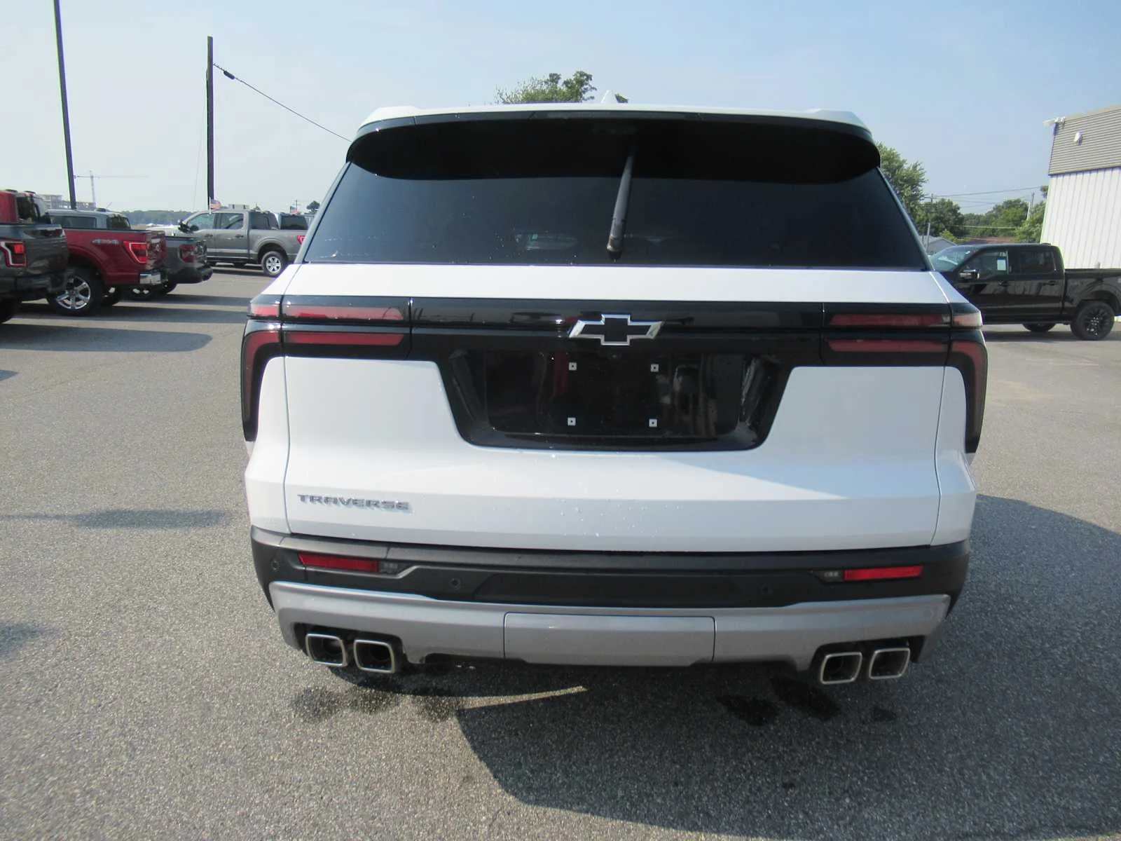 Used 2026 Summit White Chevrolet FWD LT image 6