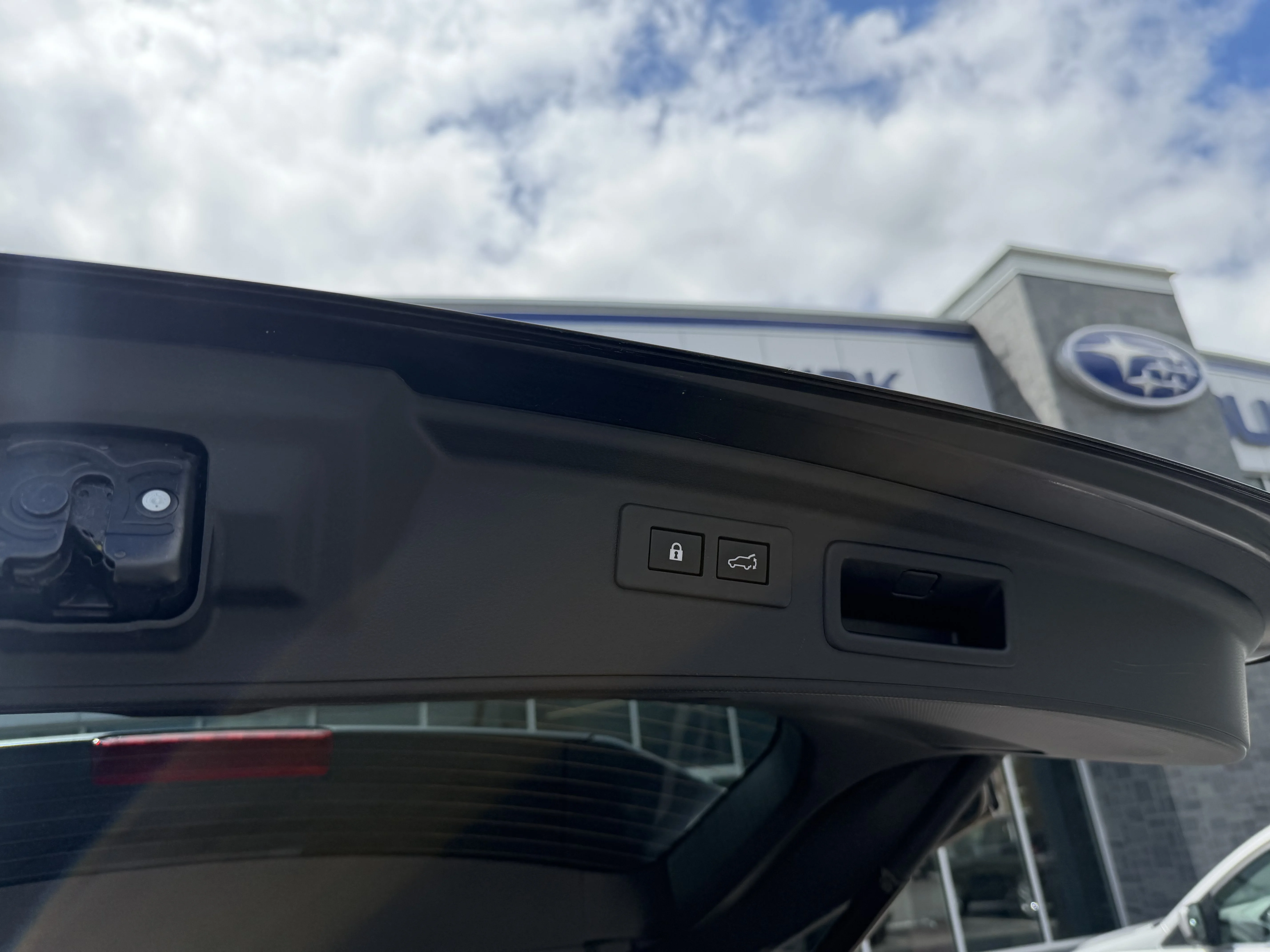 Used 2023 Crystal Black Silica Subaru Premium image 20