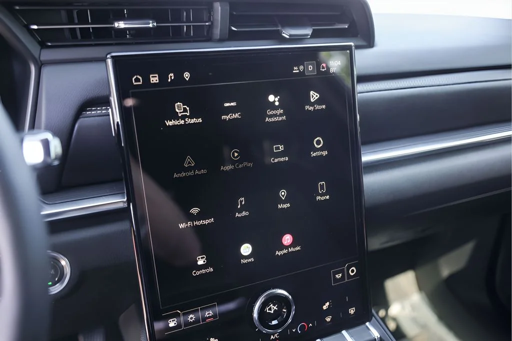 Used 2026 Black GMC Elevation image 19