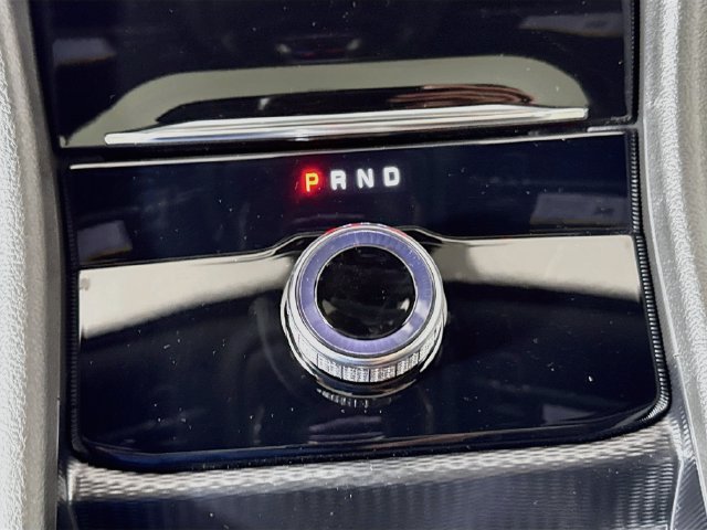 New 2027 High-Gloss Black Paint Jeep Laredo X image 17