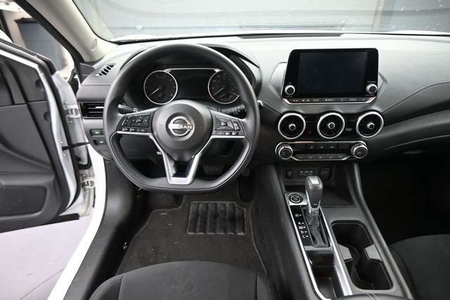 Used 2025 White Nissan SV image 22