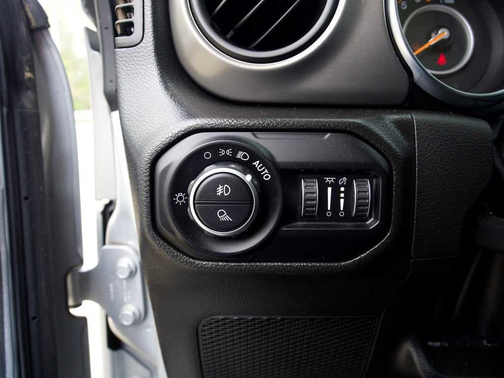 2022 Jeep Gladiator Sport S - Photo 12
