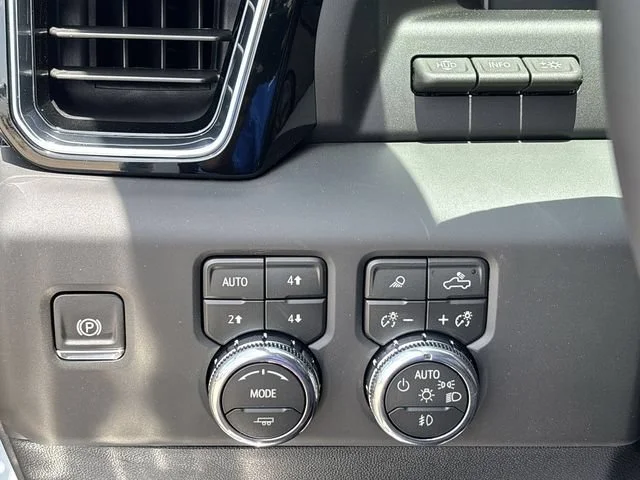 New 2026 Glacier White Tricoat GMC Denali Ultimate image 20