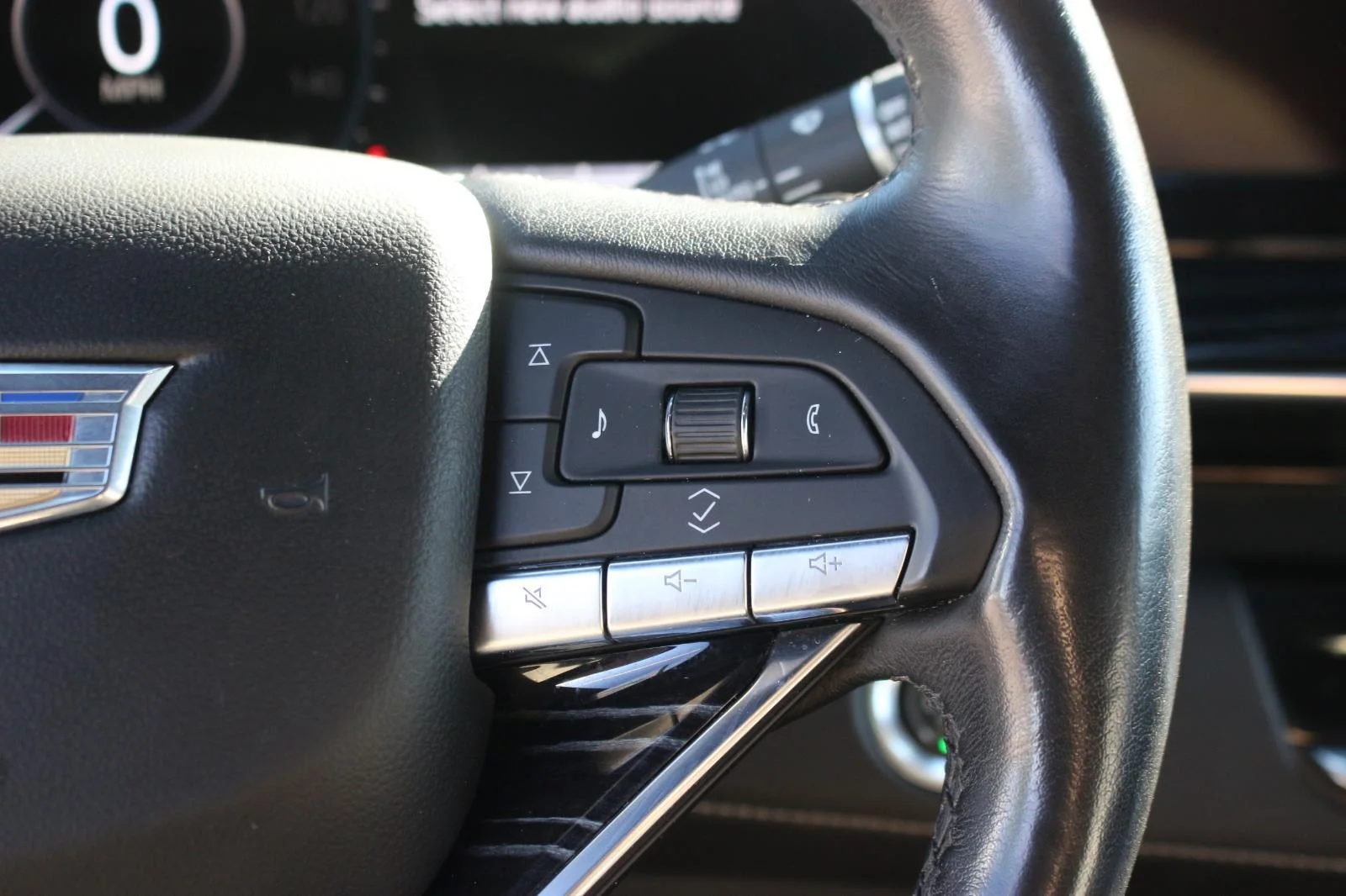 Used 2021 BLACK RAVEN Cadillac Sport image 20