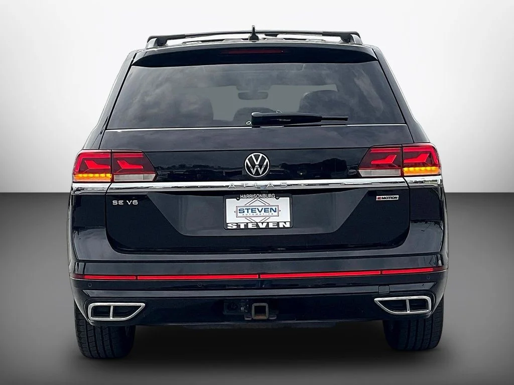 Used 2021 Black Volkswagen 3.6L V6 SE w/Technology R-Line image 5