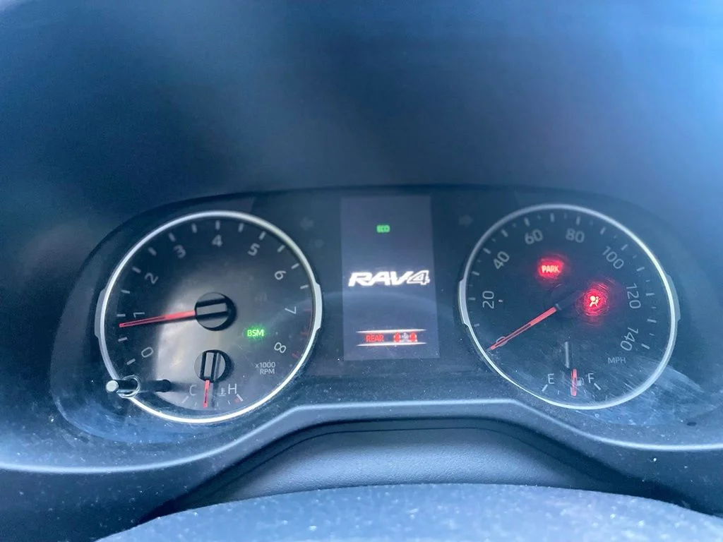 Used 2020 Magnetic Gray Metallic Toyota LE image 12