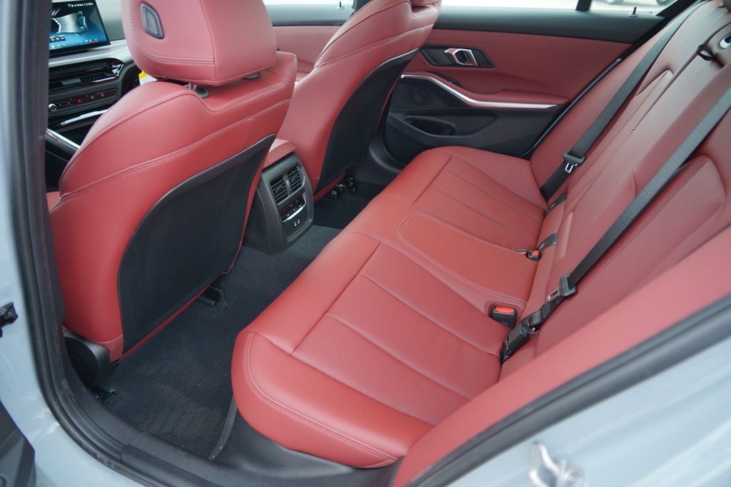 New 2026 Brooklyn Grey Metallic BMW 330i image 31