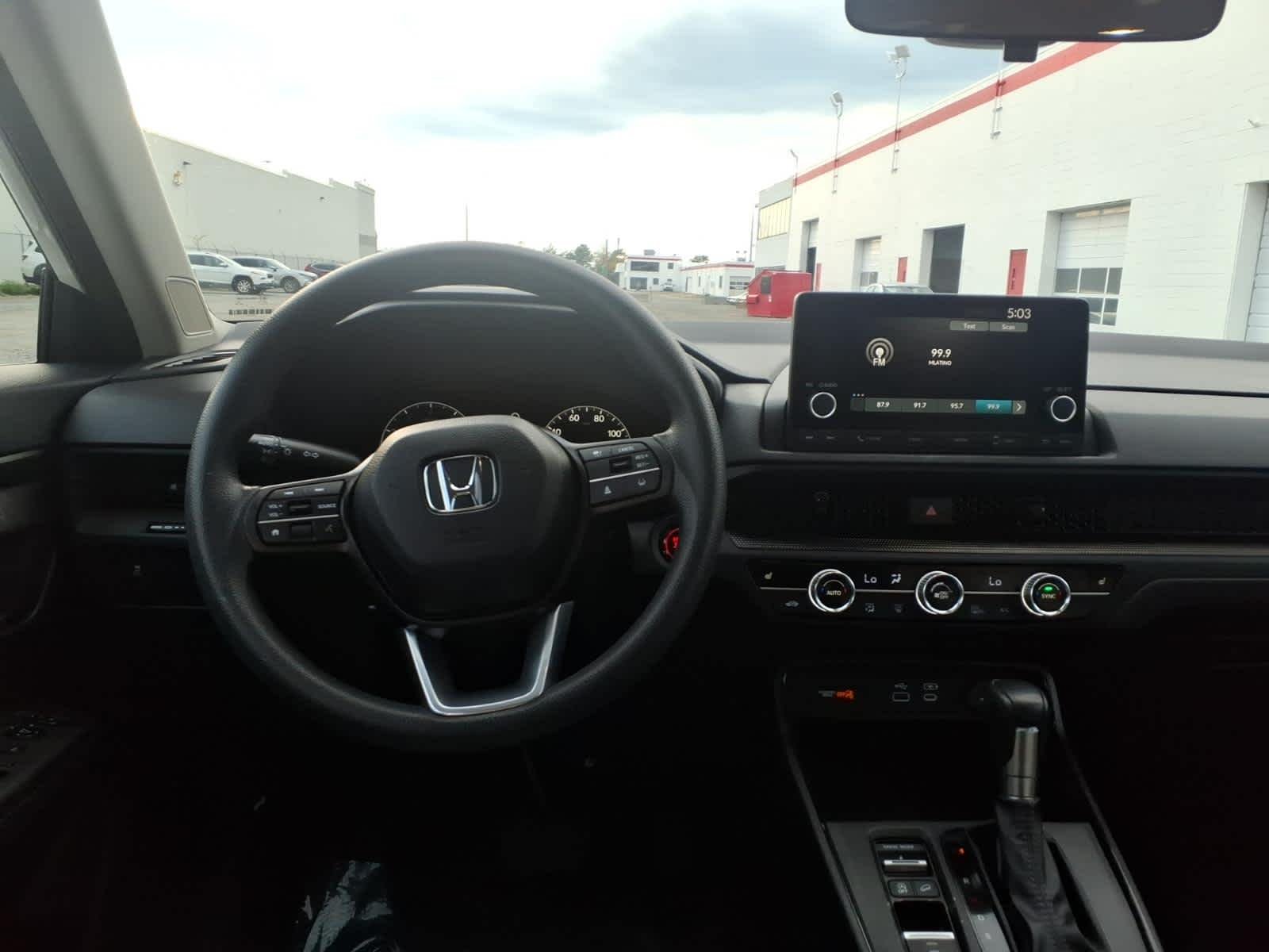 2025 Honda CR-V EX - Photo 14