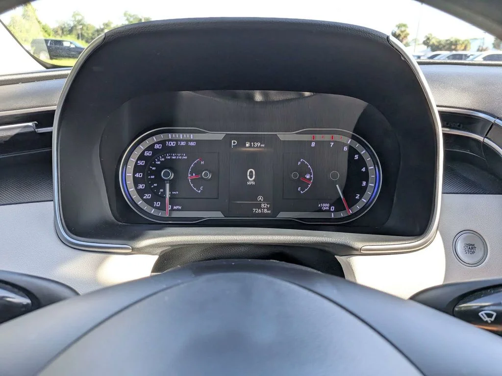 Used 2024 Black Hyundai SEL image 26