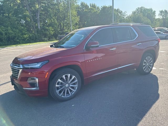 Used 2023 Chevrolet Traverse Premier with VIN 1GNEVKKW8PJ125294 for sale in Kansas City
