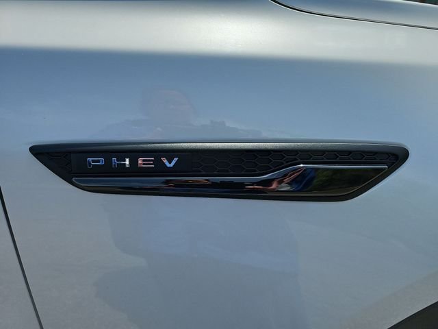Used 2025 White Mazda Premium Plus image 31