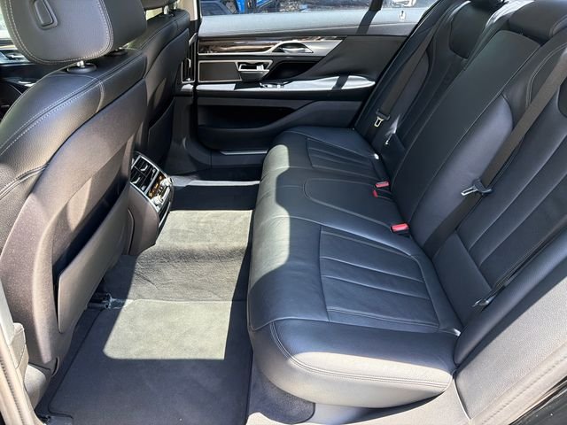 Used 2019 Black BMW 740i image 21