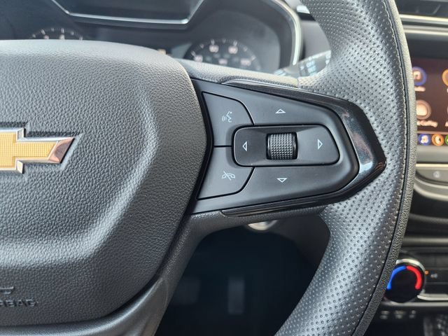 Used 2023 CRIMSON METALLIC Chevrolet LT image 29