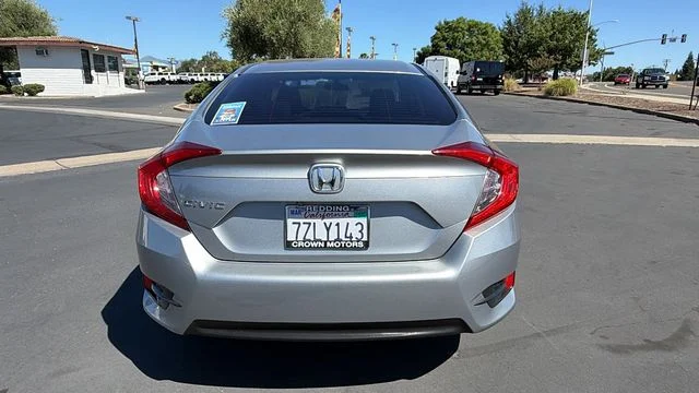 Used 2016 Silver Honda LX image 5