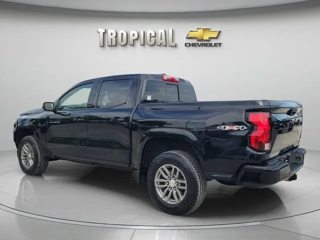 Used 2023 Black Chevrolet LT image 3