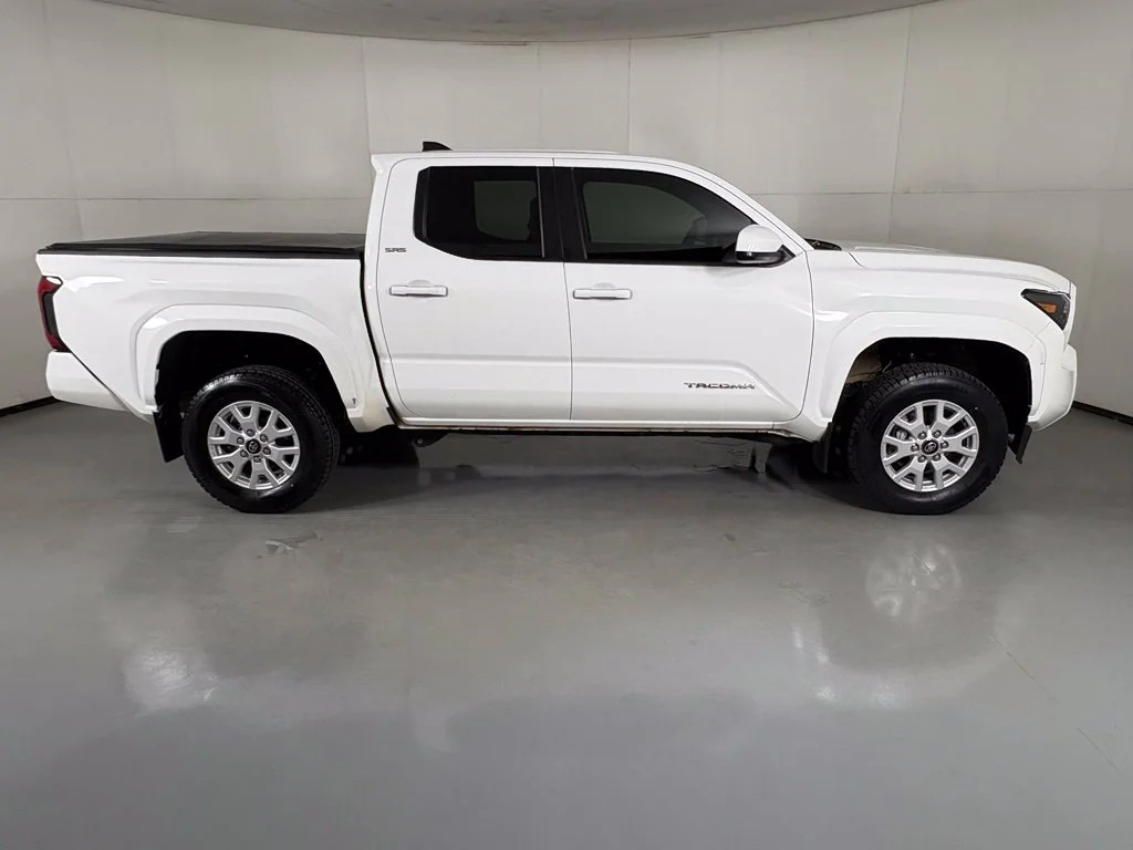 Used 2024 White Toyota SR5 image 9