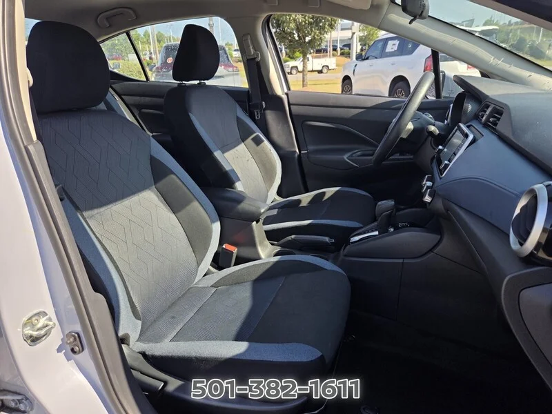 Used 2025 Pearl NISSAN SV CVT image 17