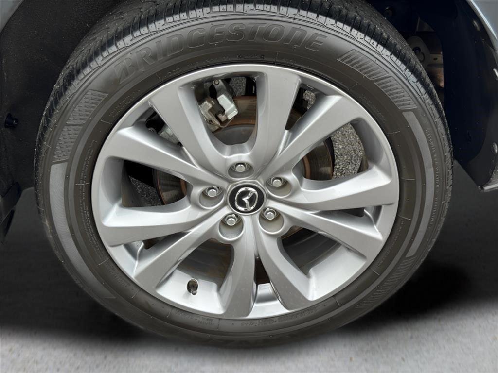 Used 2023 JET BLACK MICA MAZDA SELECT image 15