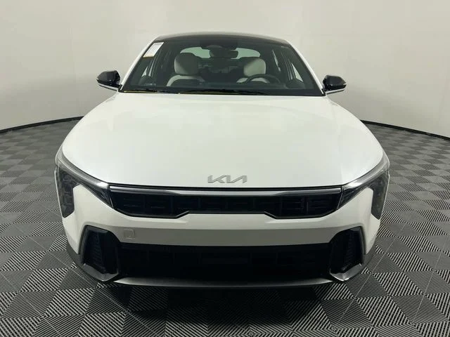 New 2026 Snow White Pearl Kia GT-Line image 10
