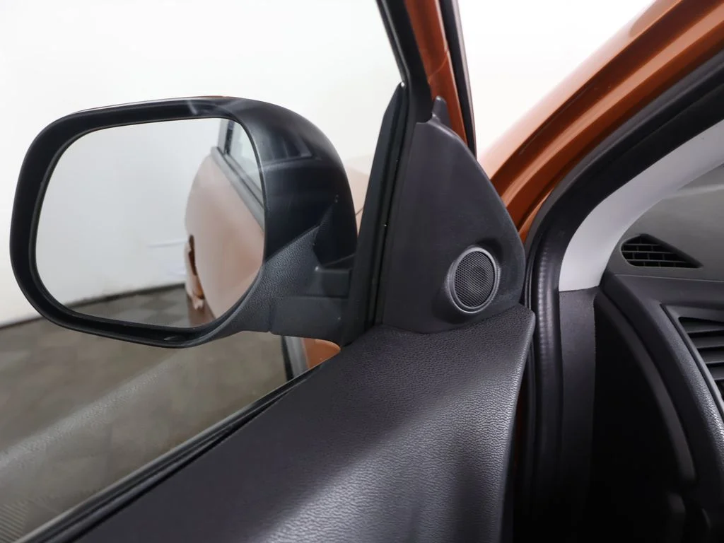 Used 2022  Mitsubishi 2.0 ES image 31