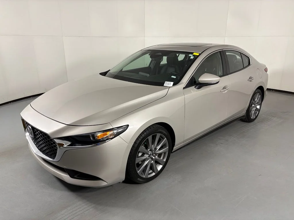 Used 2024 Quartz Metallic Mazda 2.5 S Preferred Package image 3