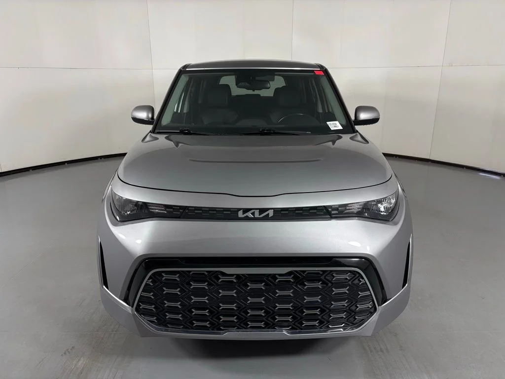 Used 2023 Gray Kia GT-Line image 3