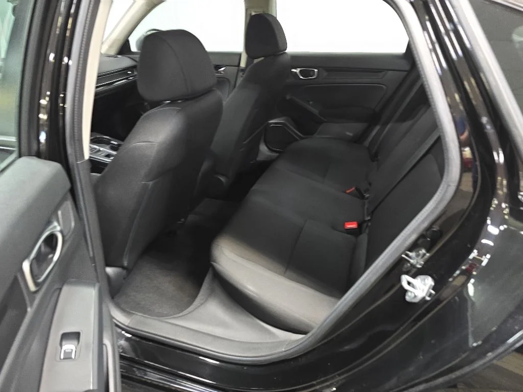 Used 2023 Black Honda EX image 31