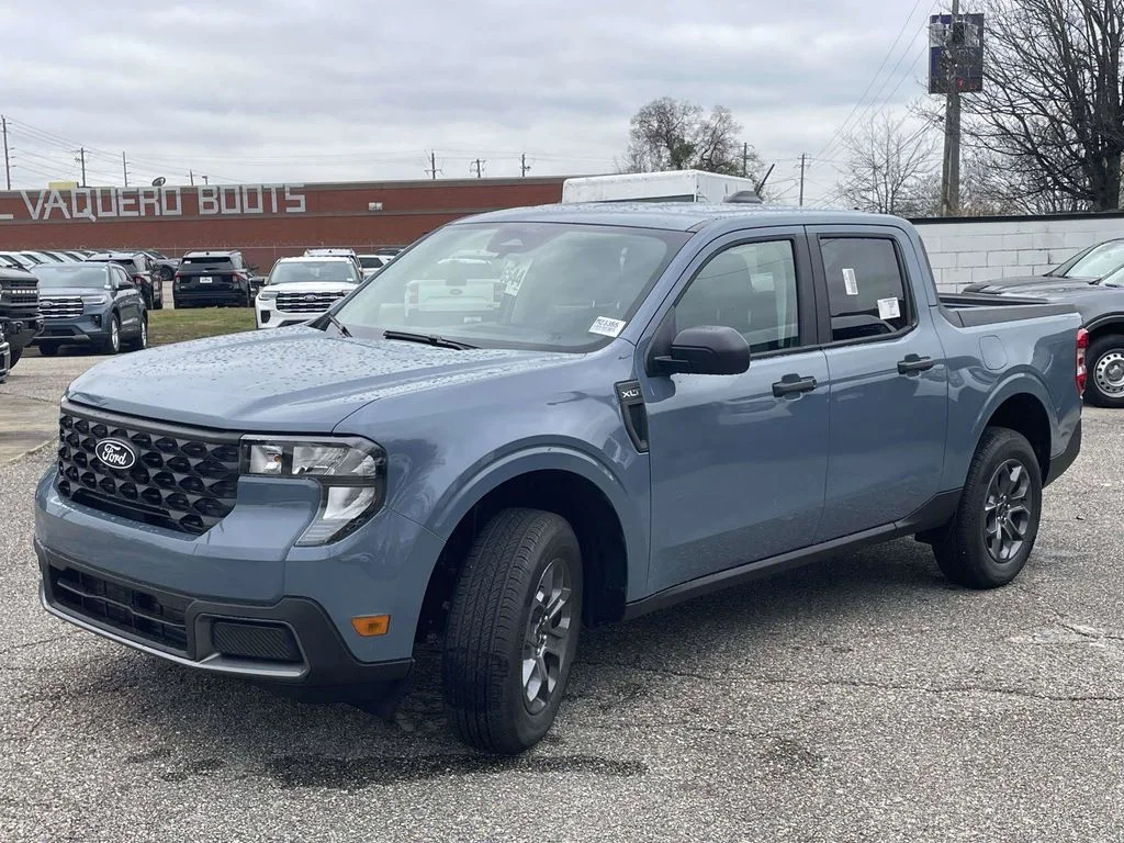 New 2026 Gray Ford XLT image 7