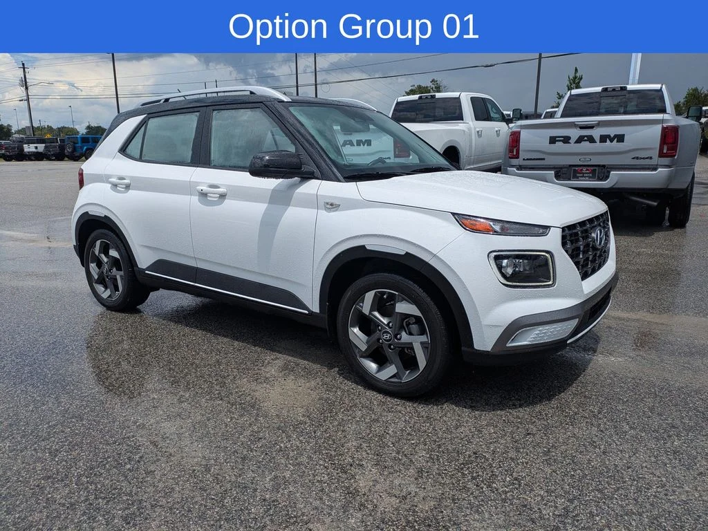 Used 2024 White Hyundai Limited image 2