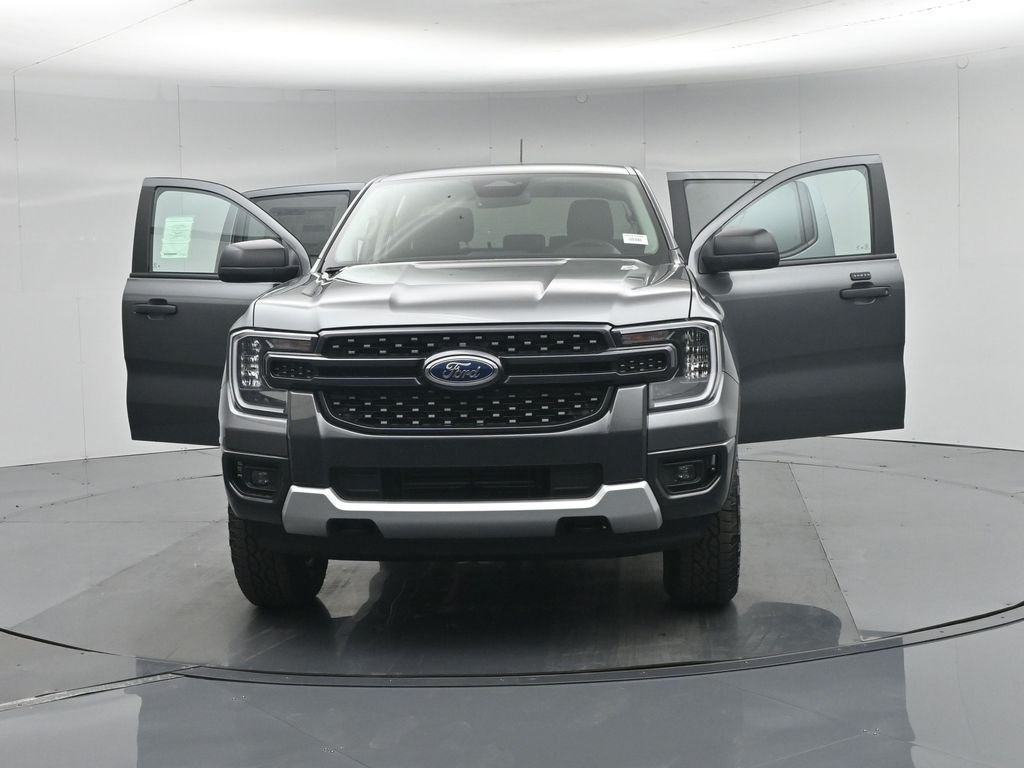 New 2026 Carbonized Gray Metallic Ford XLT image 28