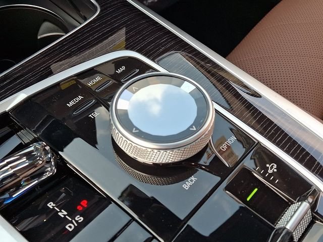 New 2027 Black Sapphire Metallic BMW xDrive40i image 14