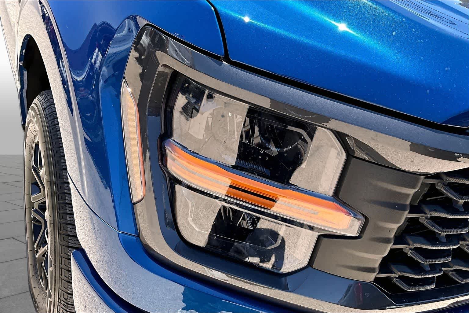 Used 2025 Atlas Blue Metallic Ford STX image 26