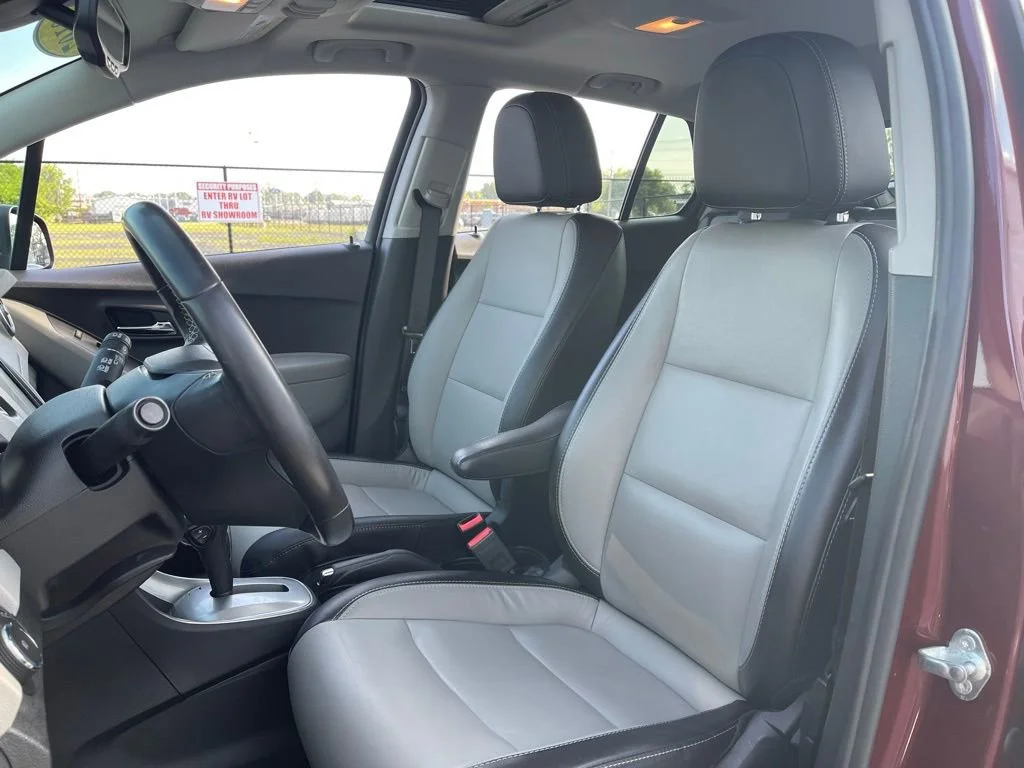 Used 2016 CRIMSON METALLIC Chevrolet LTZ image 18