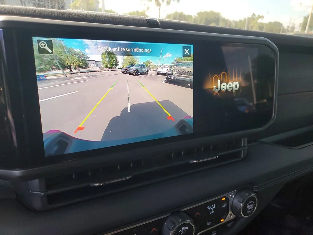 Used 2025 Black Jeep Rubicon image 18