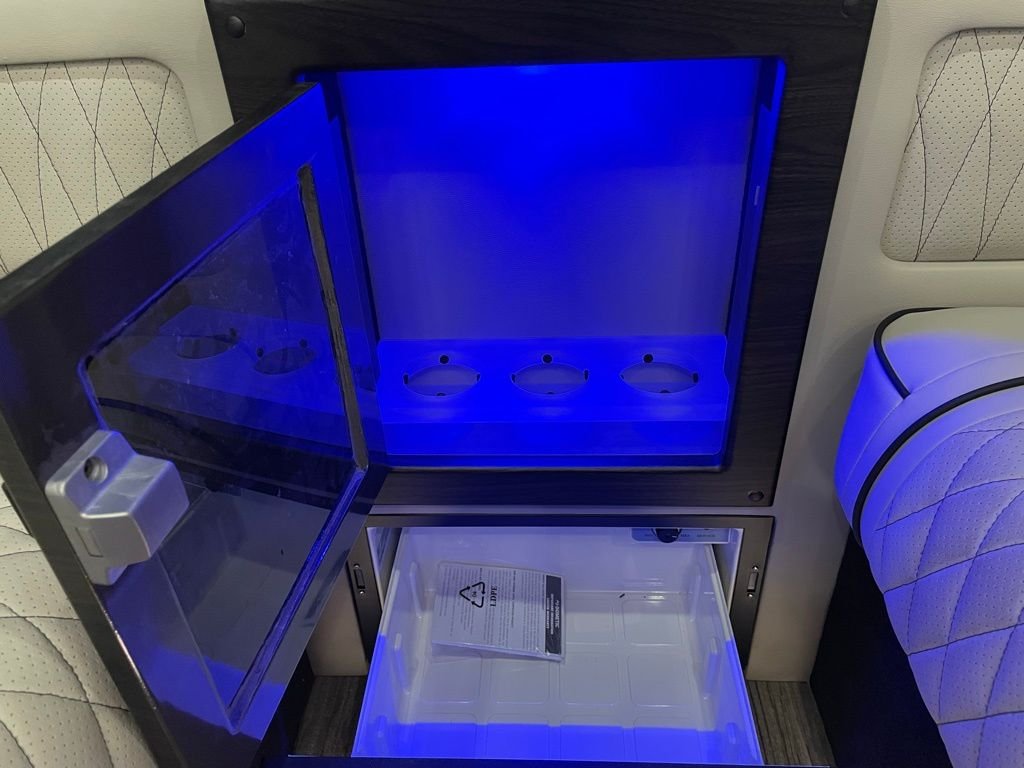 2024 Mercedes-Benz Sprinter Cargo Van Base - Photo 43