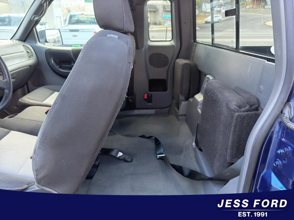 Used 2010 Blue Ford Sport image 14