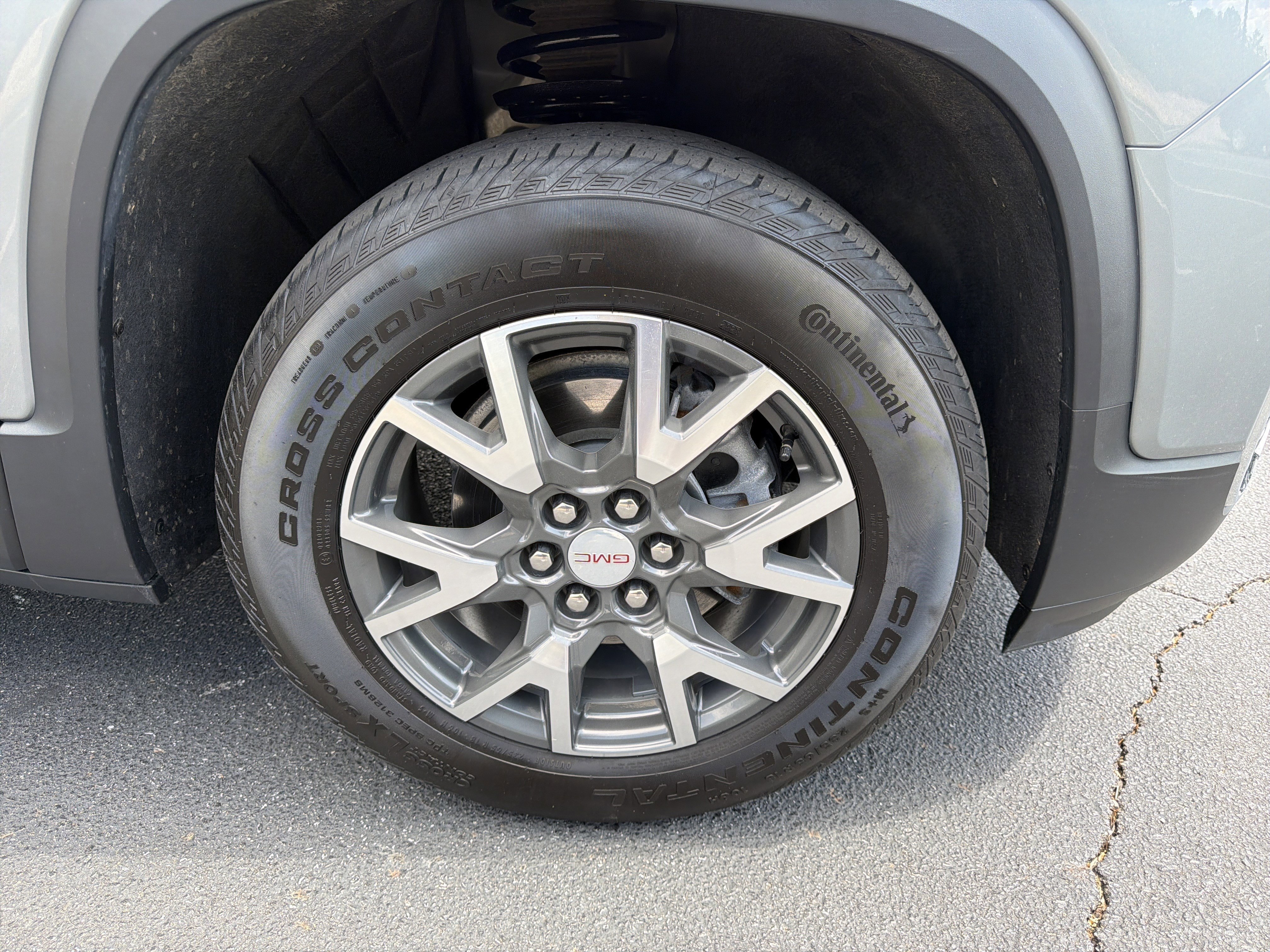 Used 2023 Sterling Metallic GMC SLE image 12