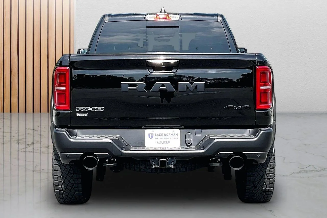 New 2026 Diamond Black Crystal Pearl-Coat Exterior Paint RAM RHO image 7