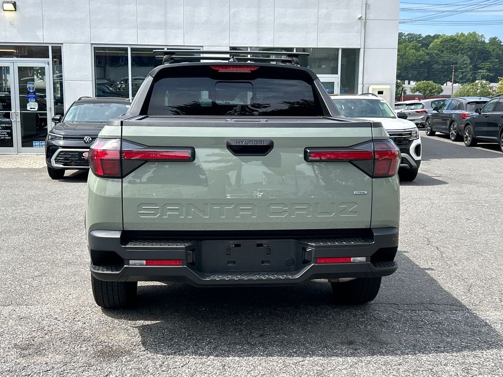 Used 2024 Green Hyundai SEL image 3